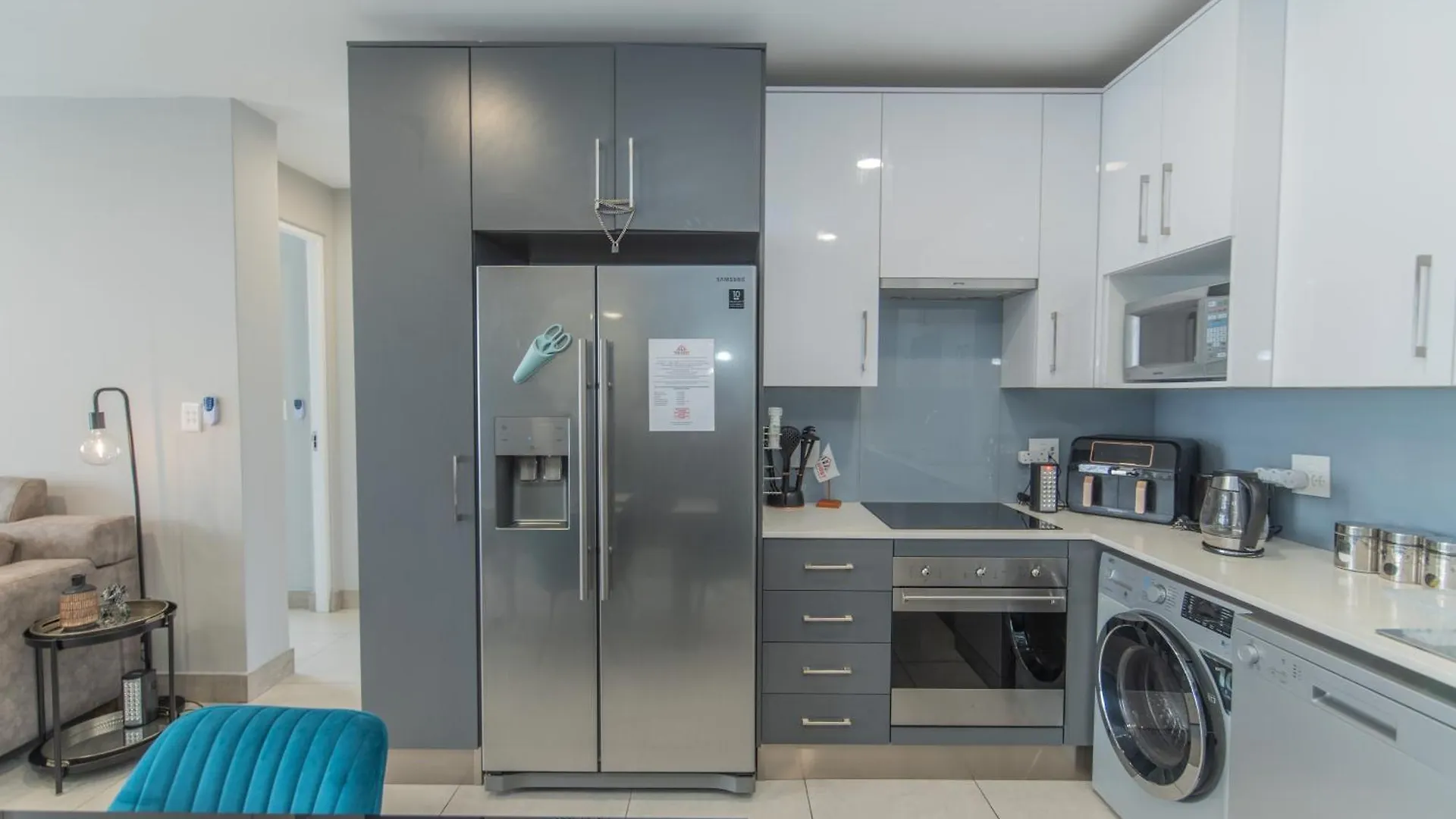 Delightful Coastal Living Apartment Port Elizabeth