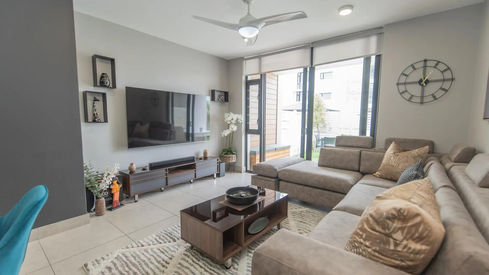 Delightful Coastal Living Apartment Port Elizabeth
