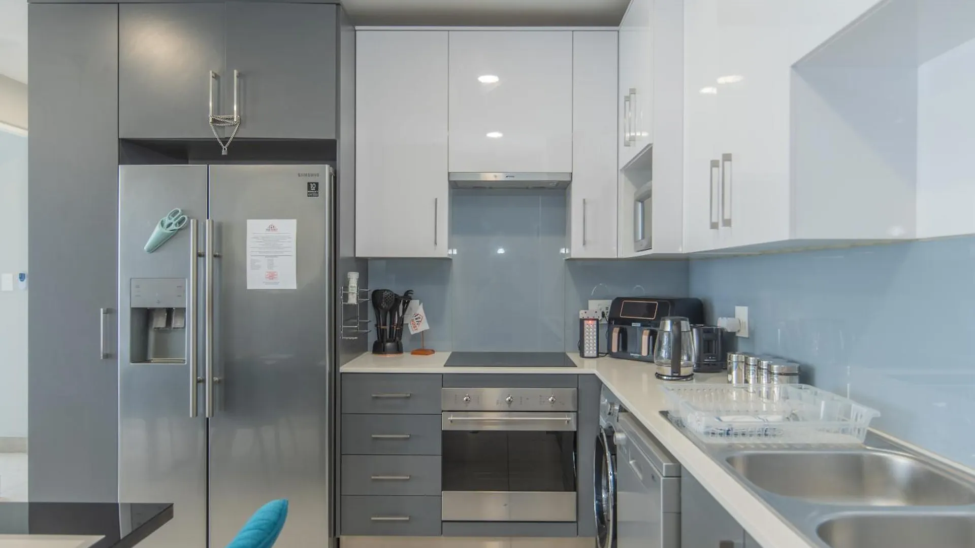 Delightful Coastal Living Apartment Port Elizabeth