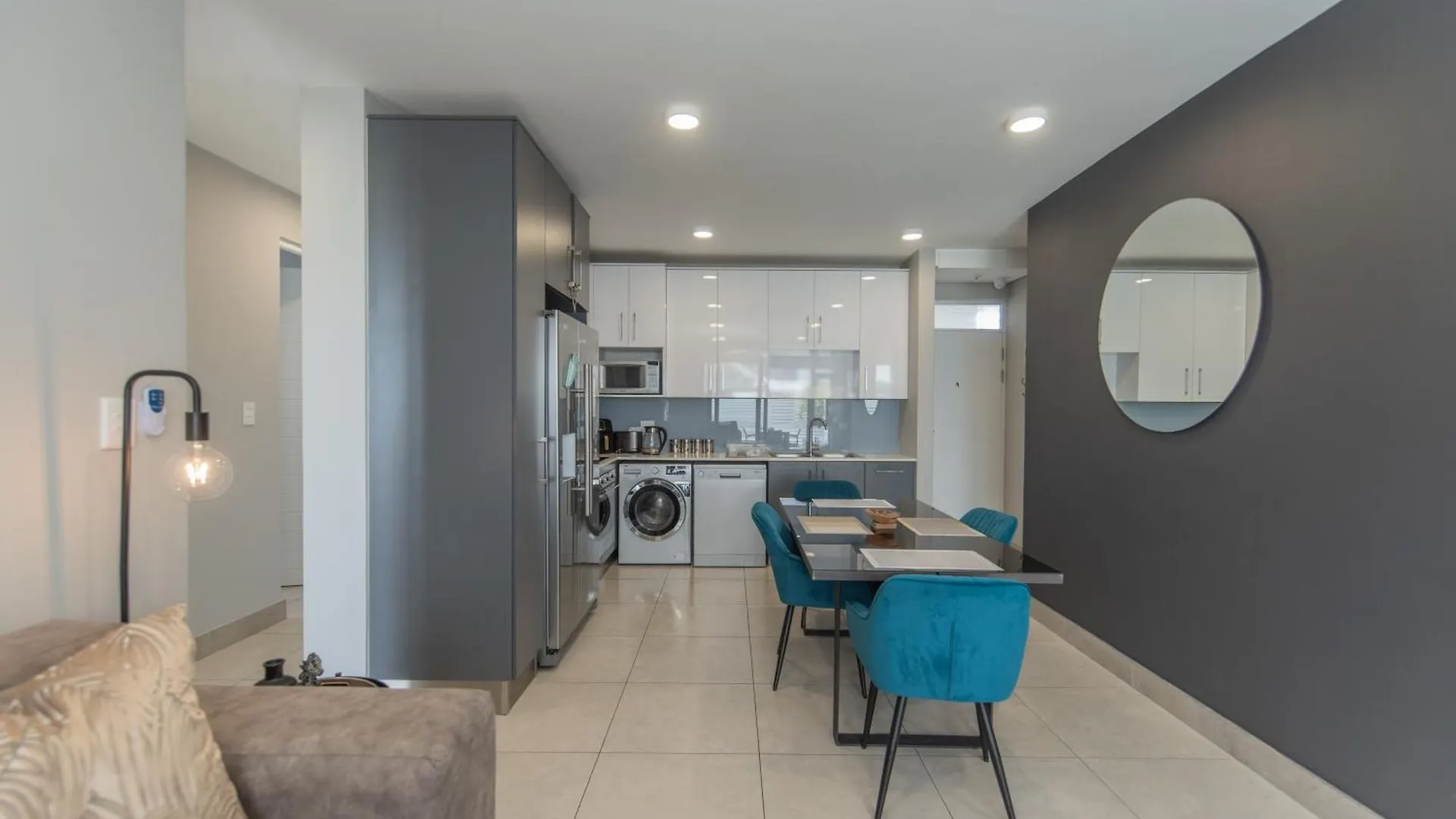 Delightful Coastal Living Apartment Port Elizabeth 0*,